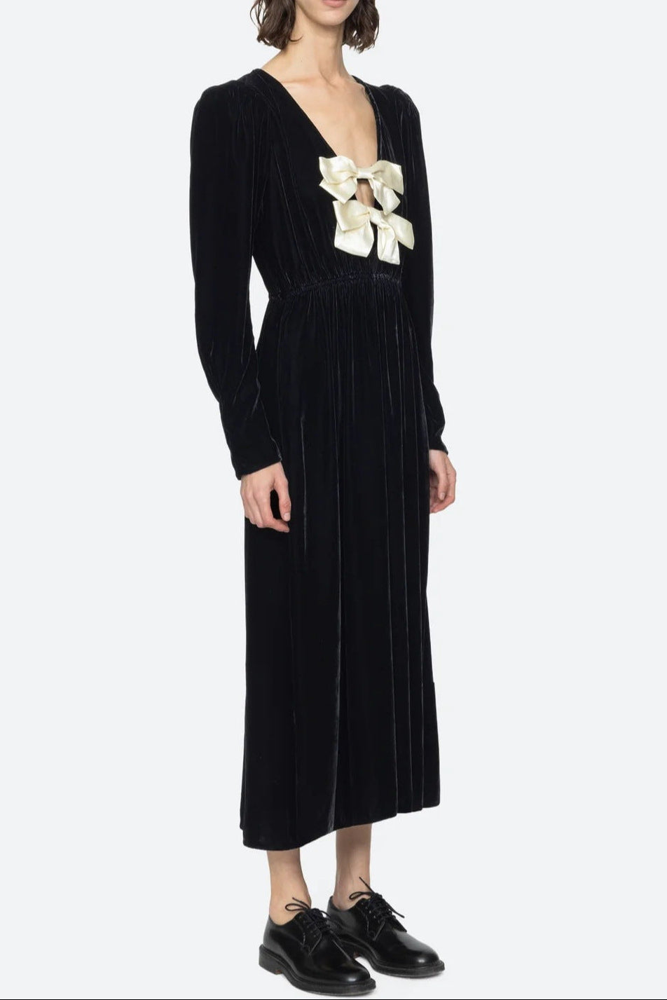 wallis black v-neck bow cutout velvet midi dress