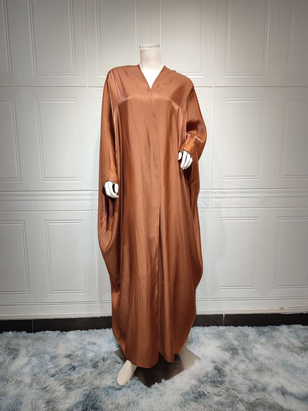 Muslim Fashion Shiny Silk Bat Sleeves Robe