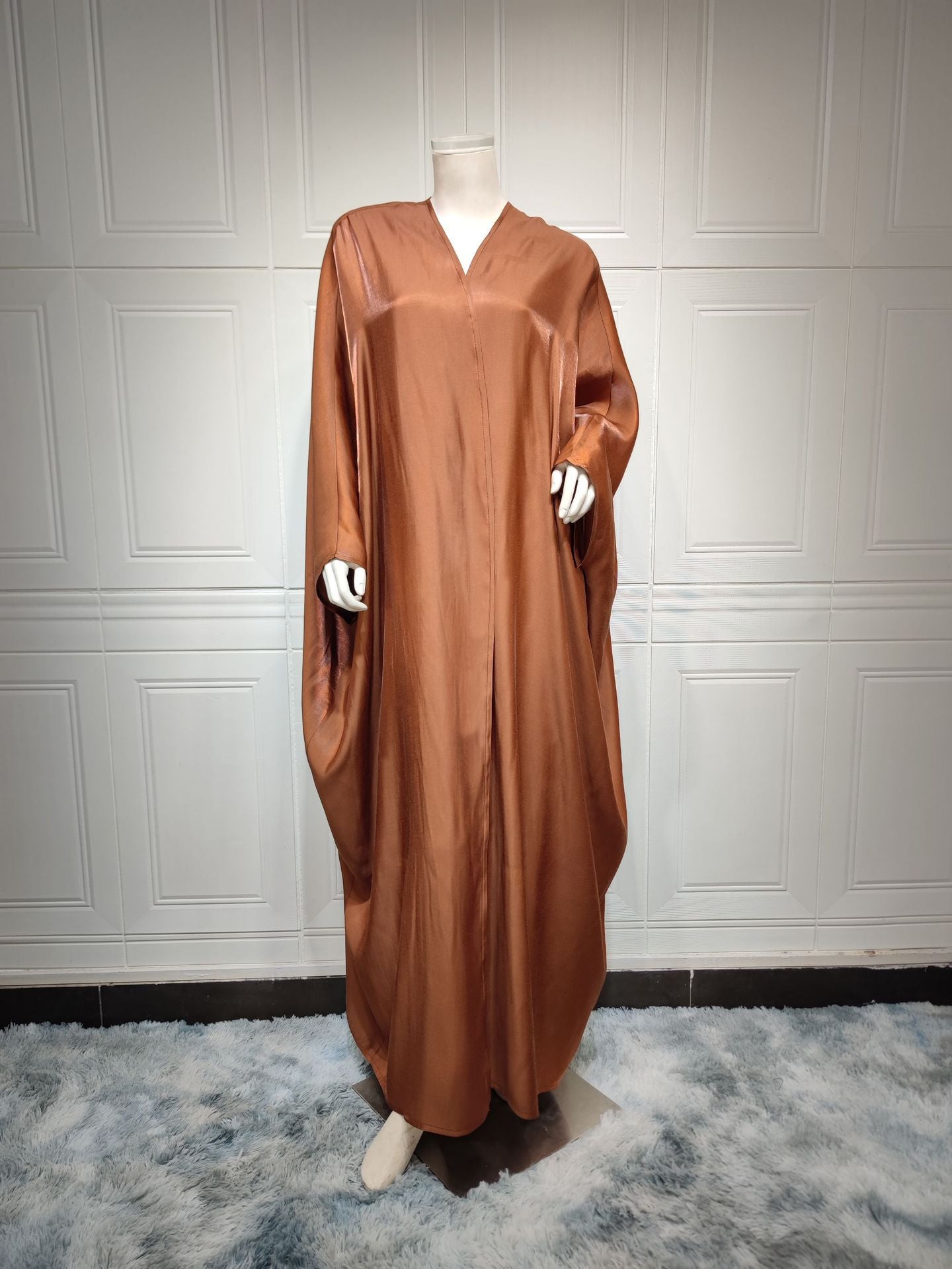 Muslim Fashion Shiny Silk Bat Sleeves Robe