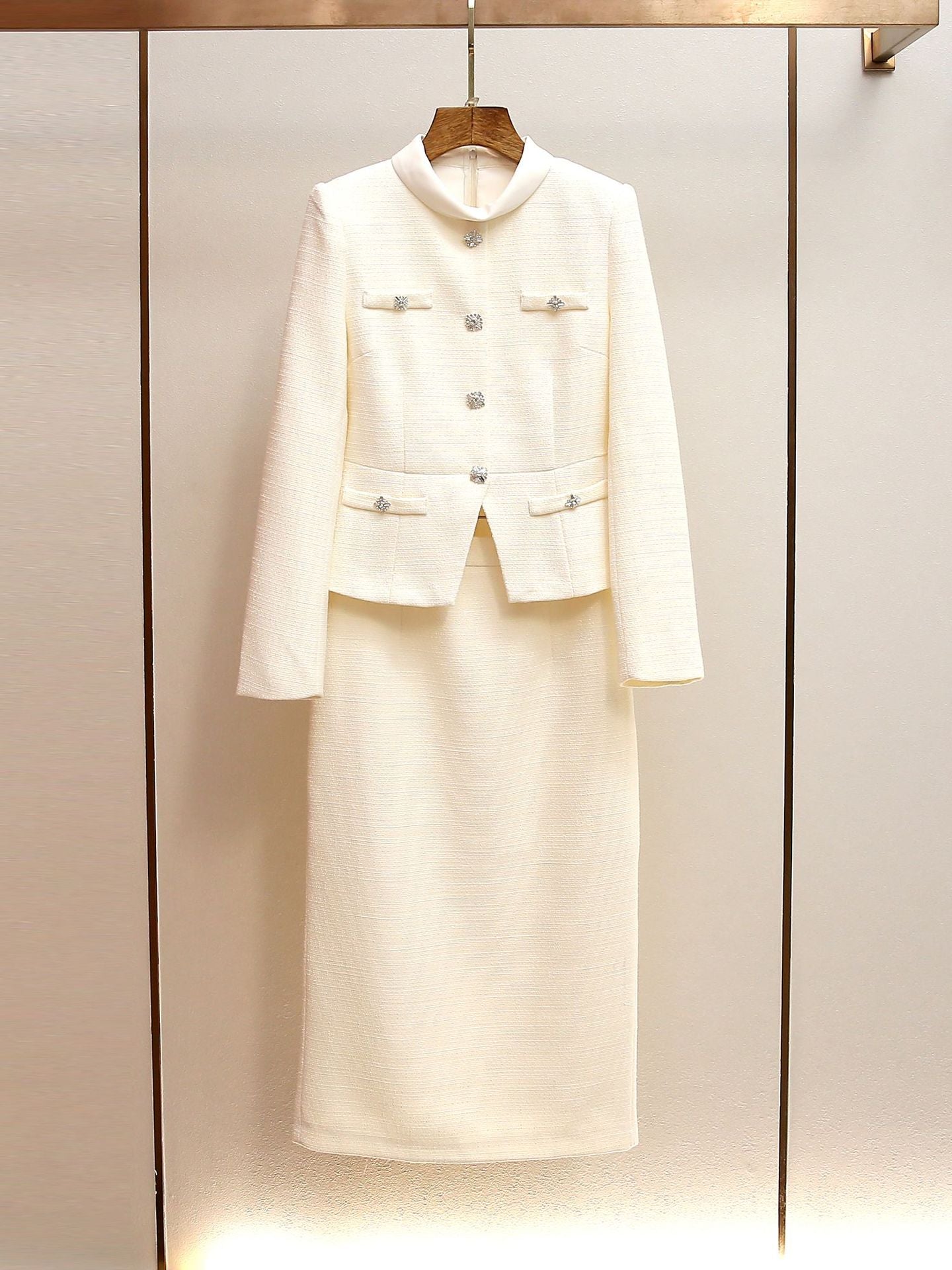 ミカエリア クリームブークレ テーラードミディドレスセット