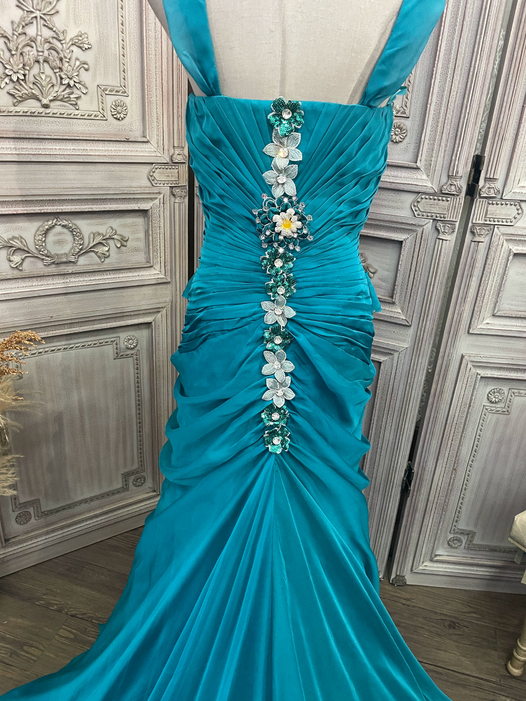 Green chiffon double shoulder long dress