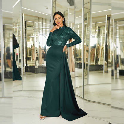 Long sequined long-sleeved round neck dress