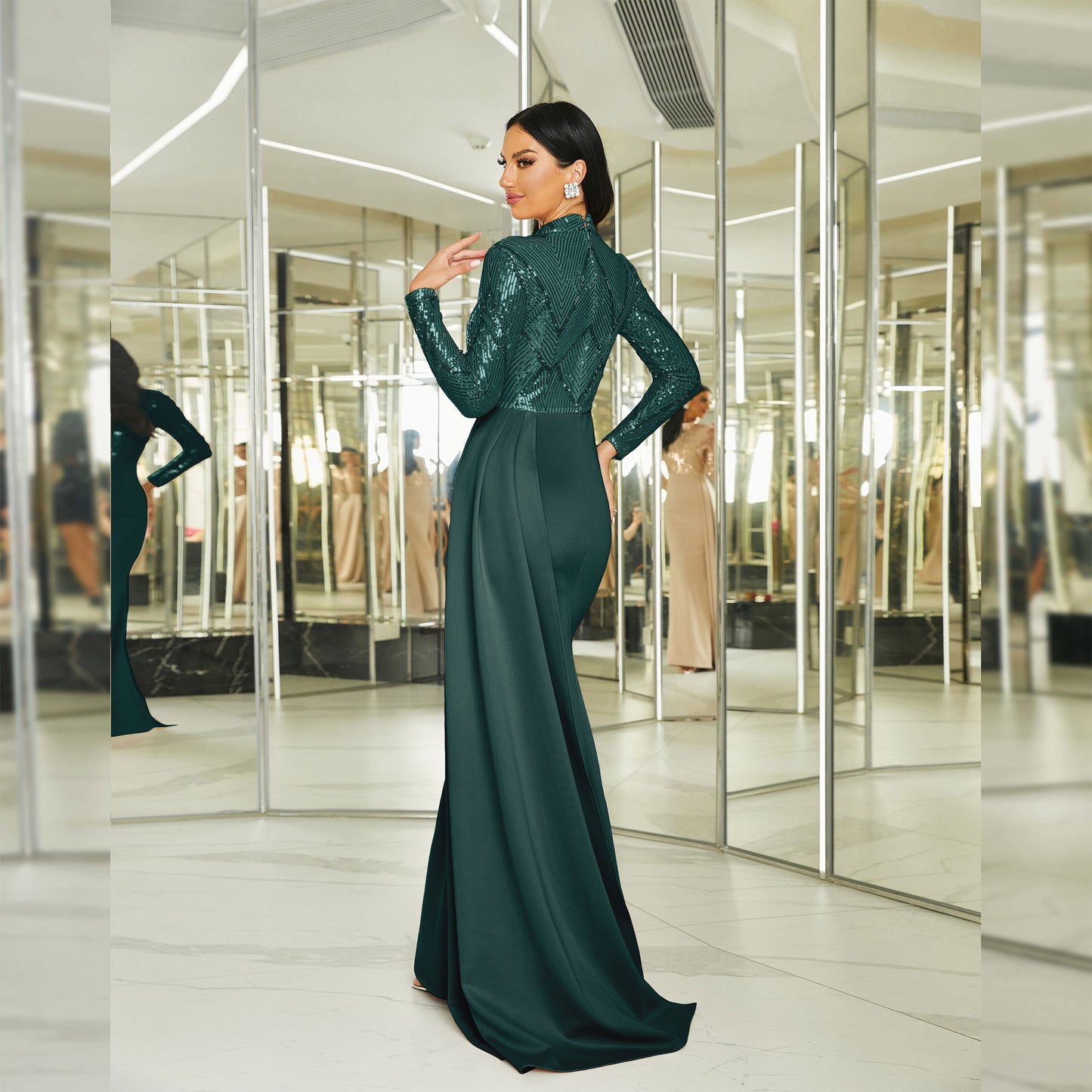 Long sequined long-sleeved round neck dress