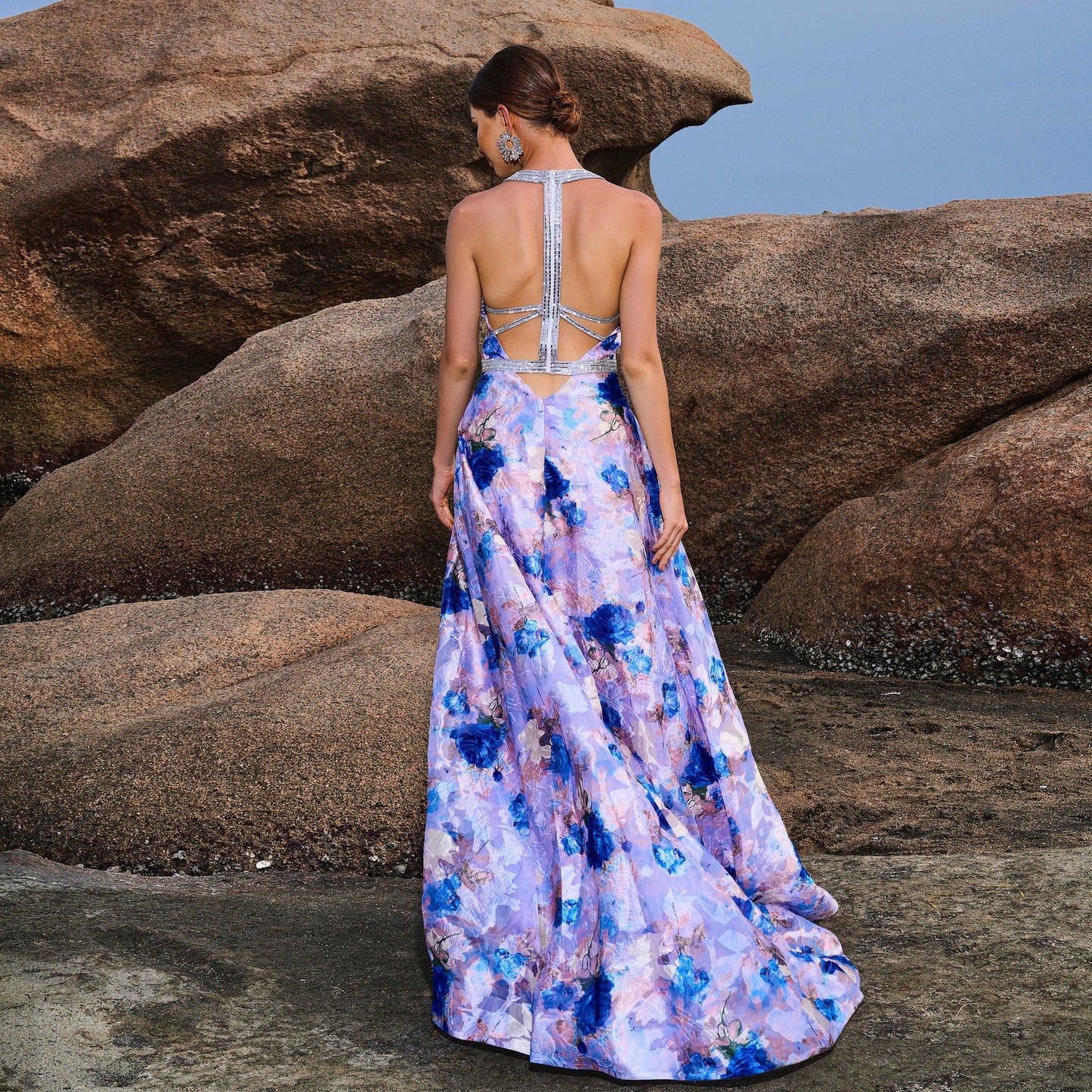 v-neck floral print halter backless maxi dress