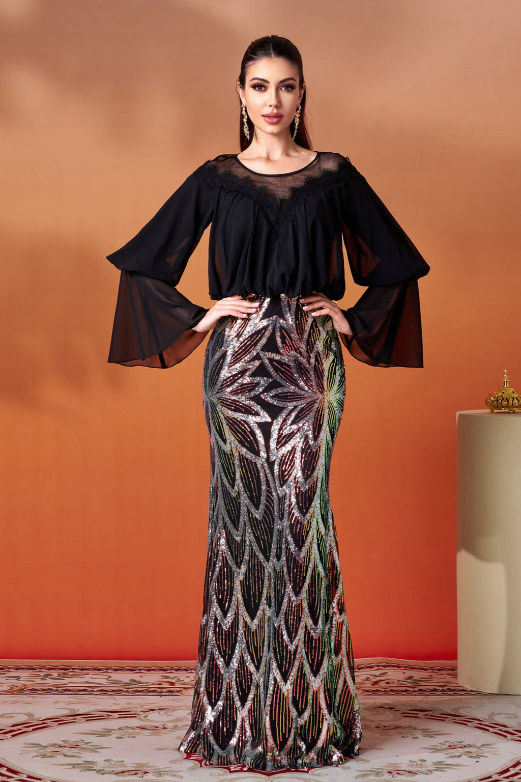 black Round neck hip-hugging sequined fishtail maxi dress