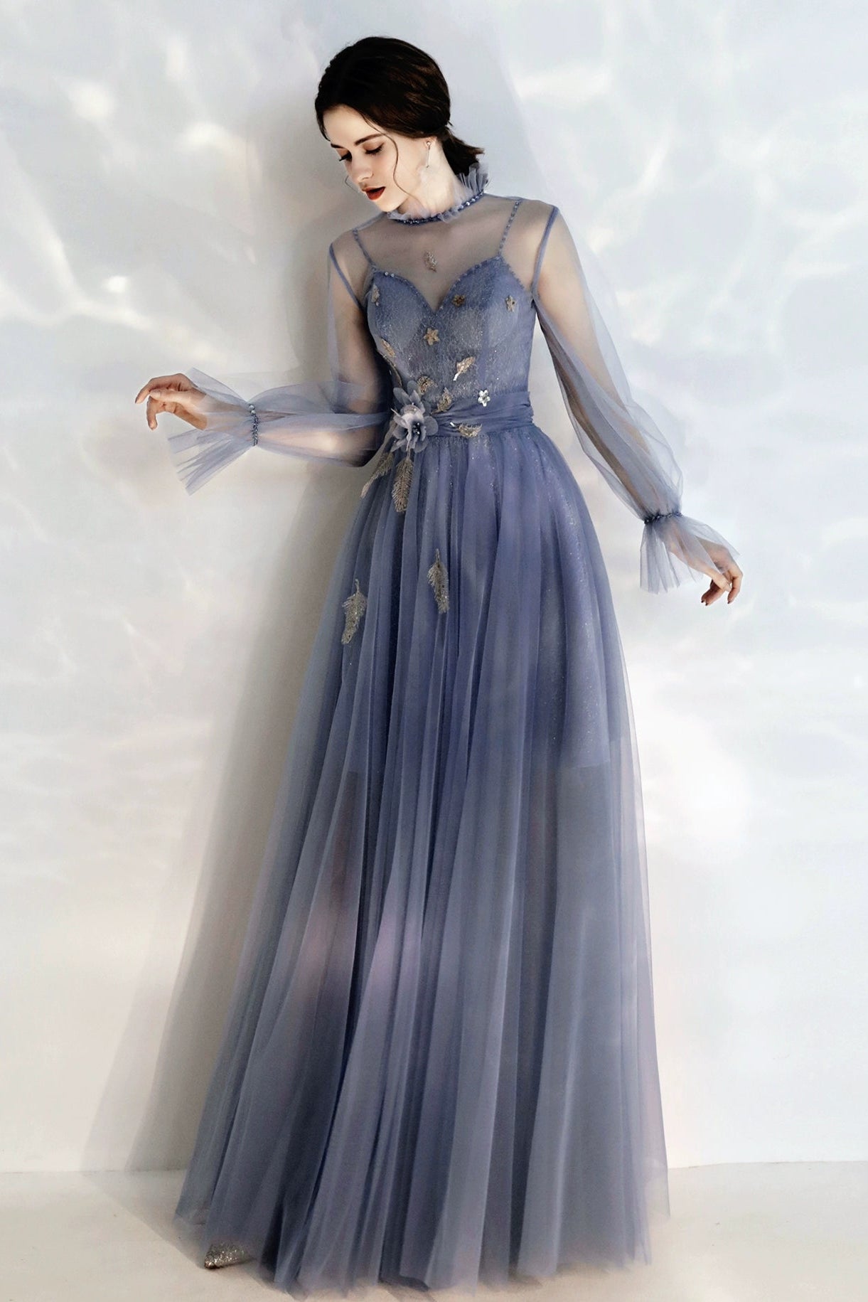 long sleeve Tulle Maxi dress in blue