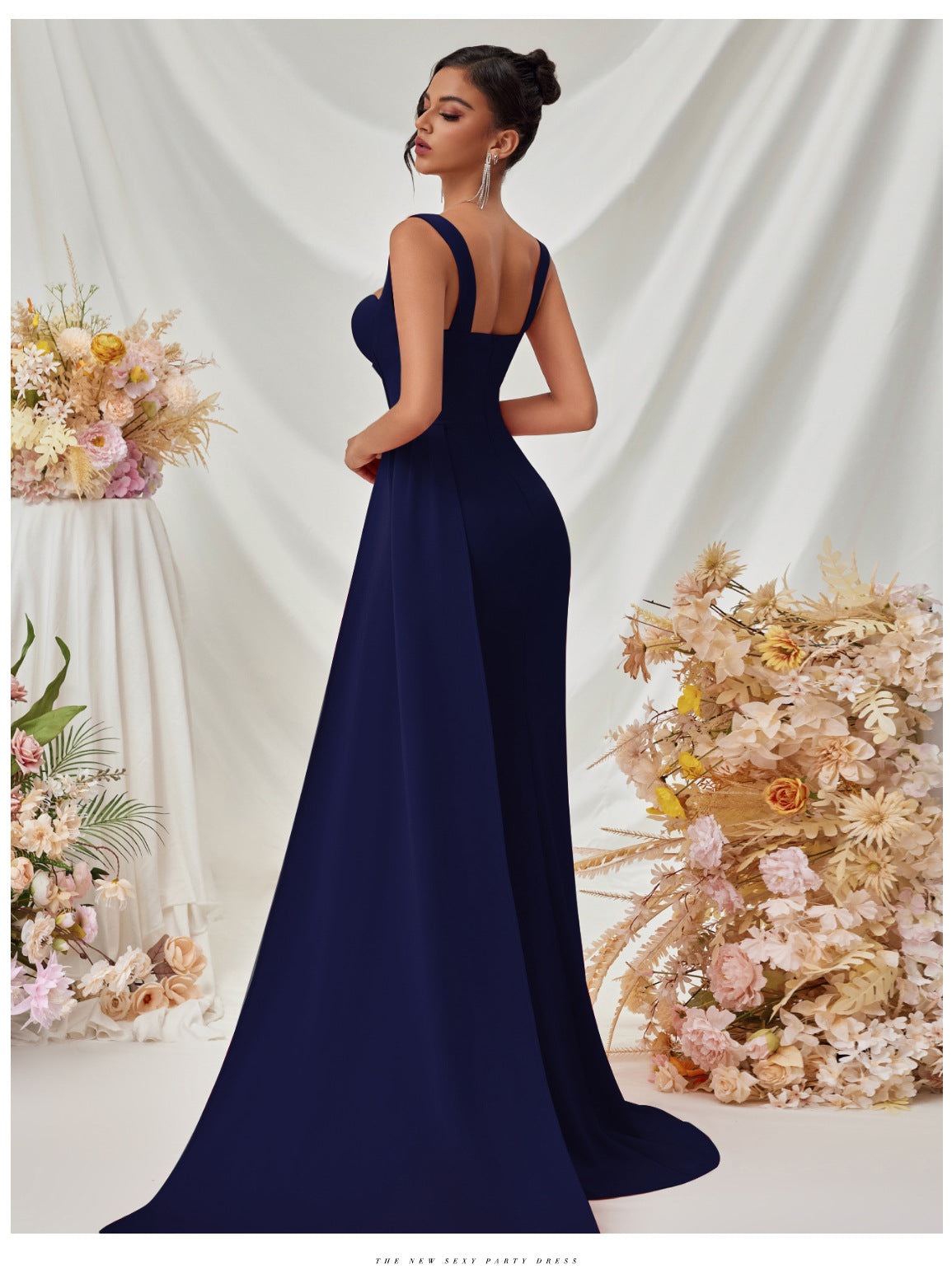 Hip-hugging high-slit suspender long dress