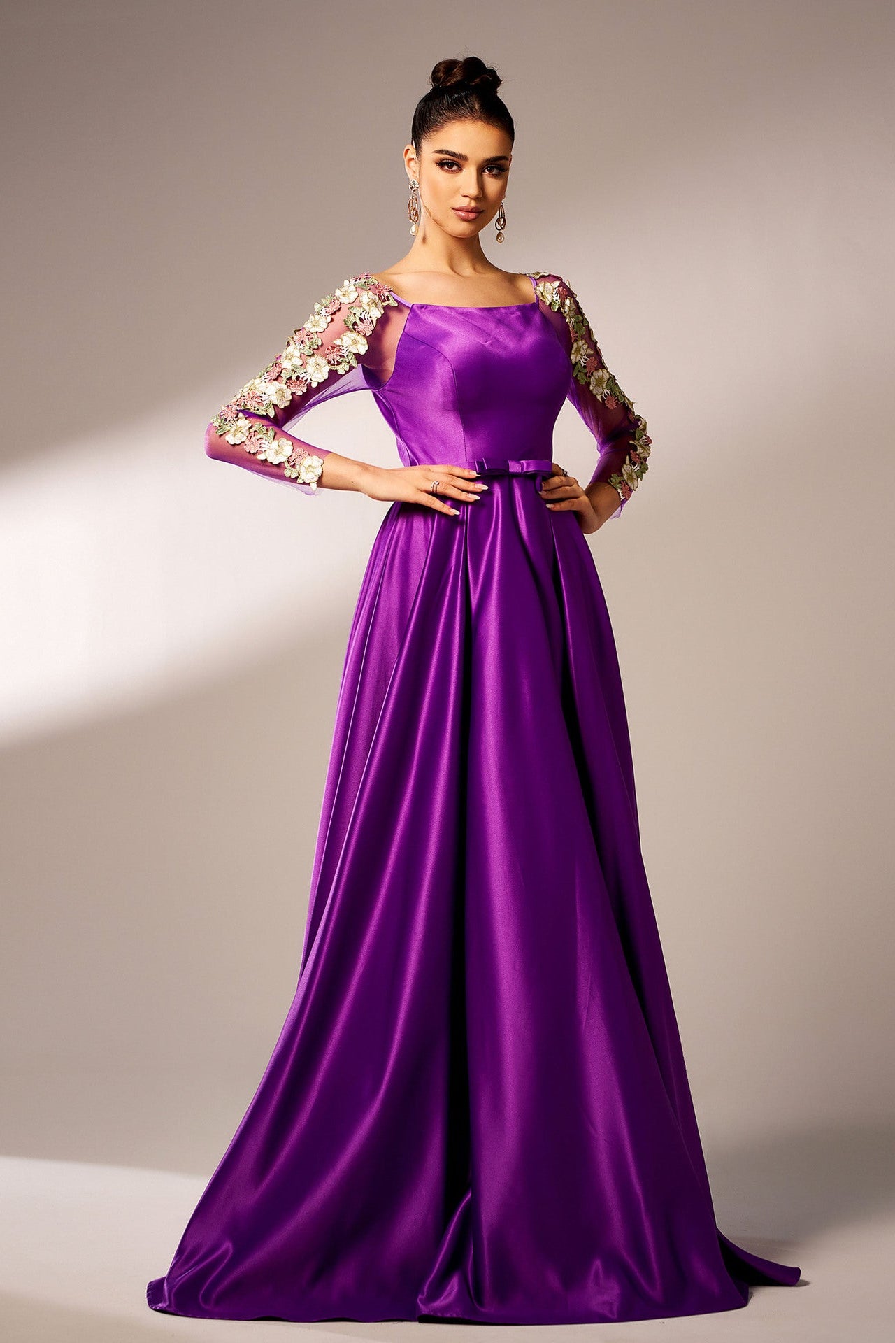 Appliqué fitted waist full skirt maxi dress in purple