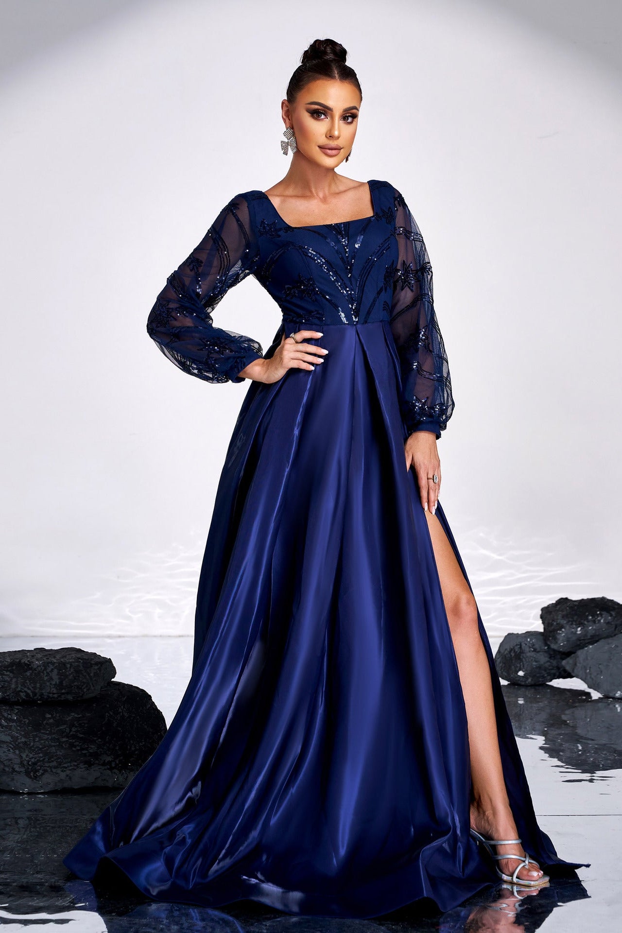 Long-sleeved square-neck sequined maxi dress