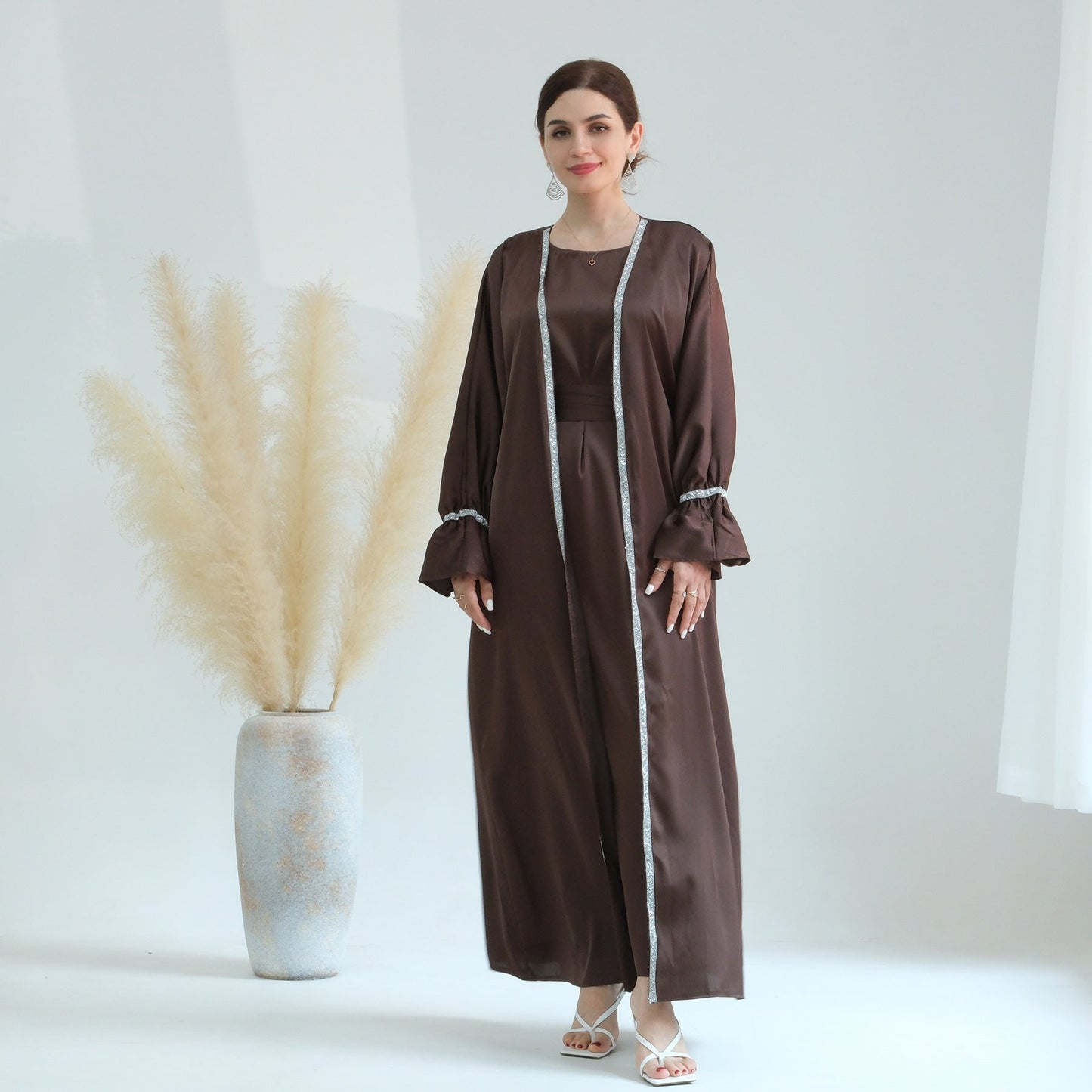 Beaded Trumpet Sleeve Robe and Sleeveless Skirt with Inside Two-piece Suit