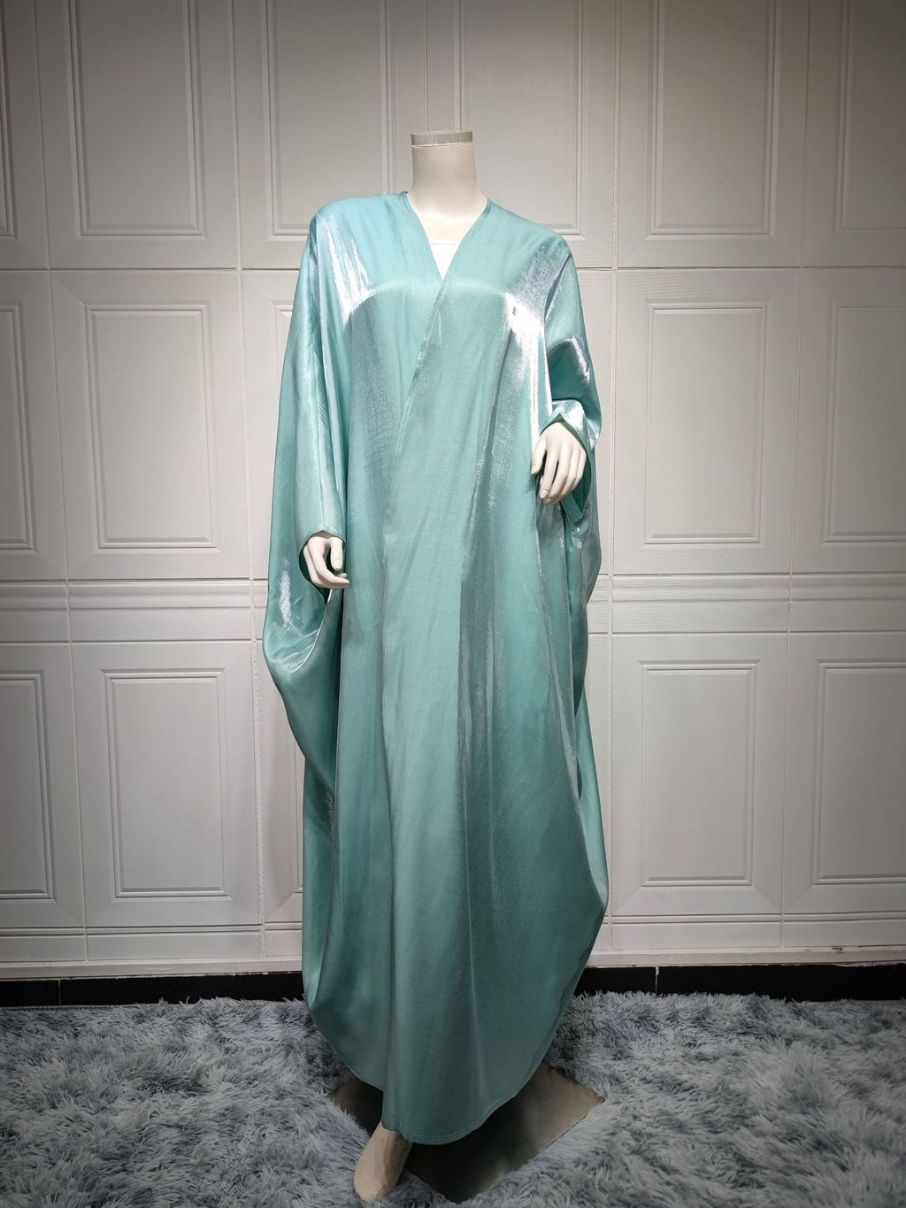 Muslim Fashion Shiny Silk Bat Sleeves Robe
