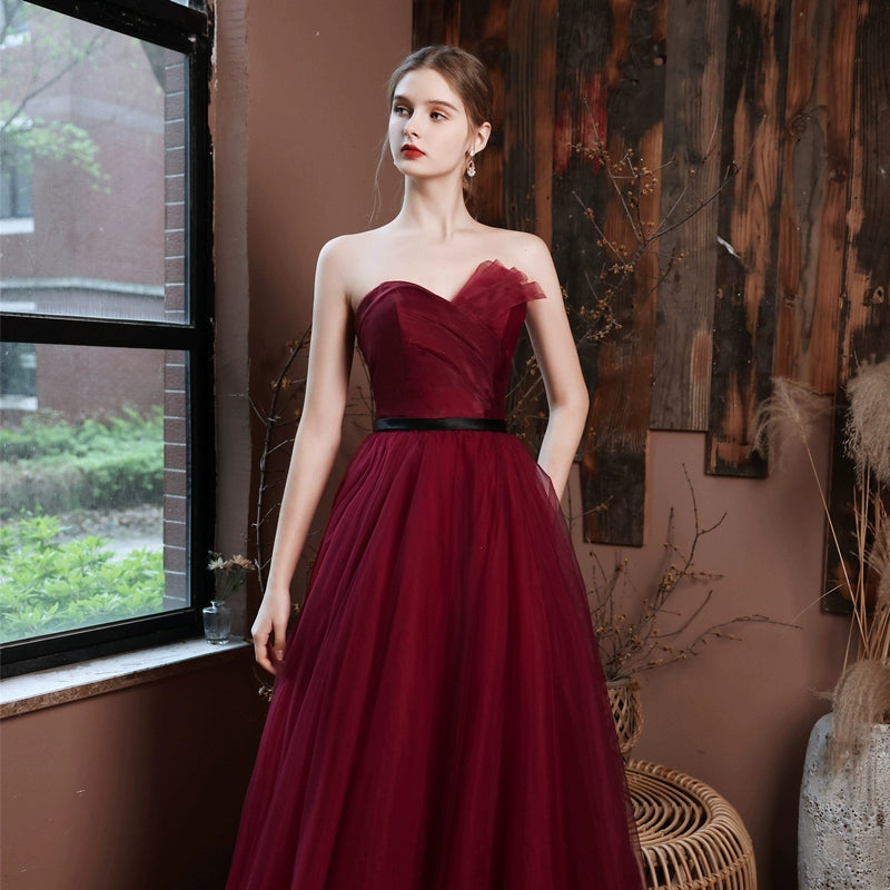 tara off-shoulder tulle maxi dress in burgundy