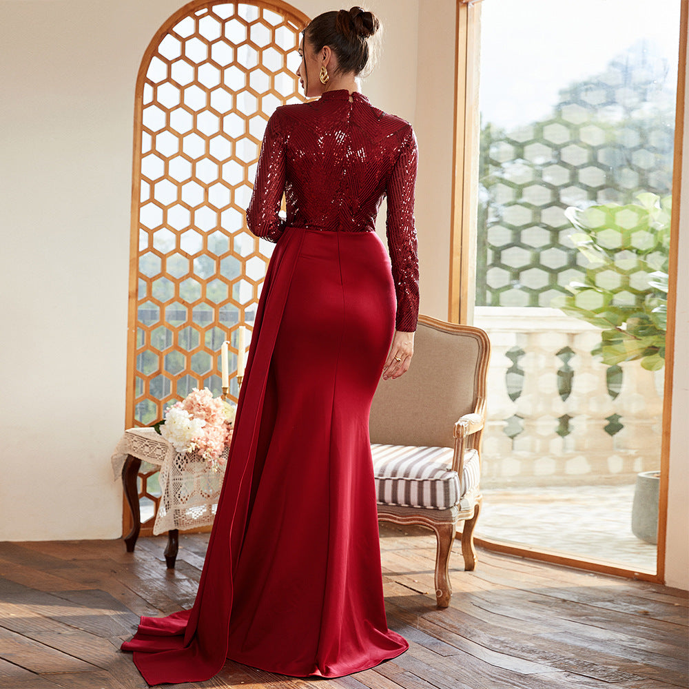 Long sequined long-sleeved round neck dress