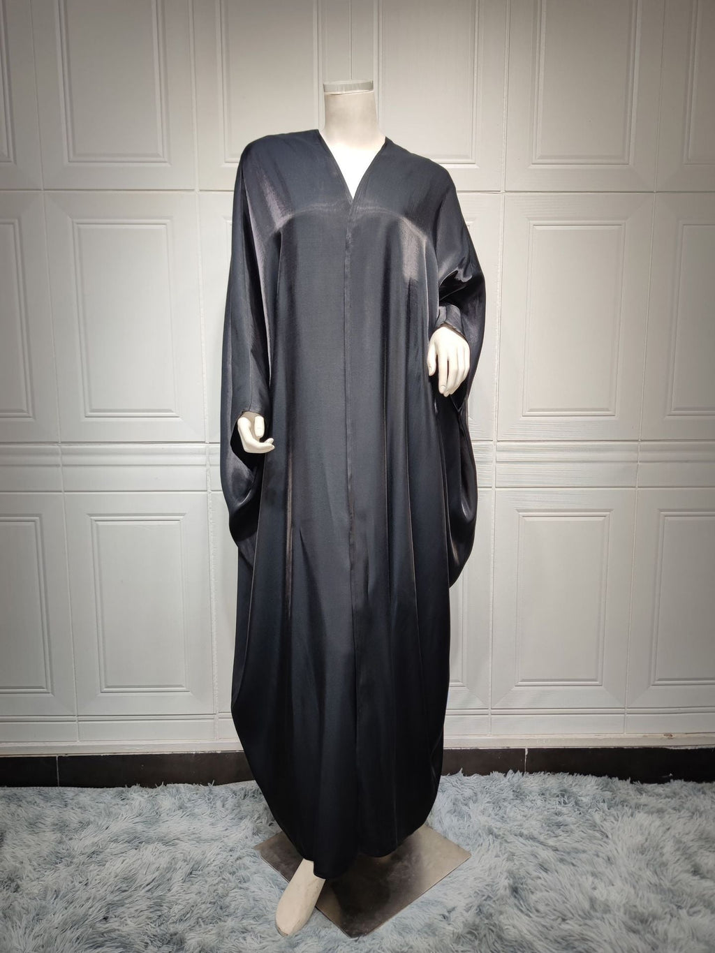 Muslim Fashion Shiny Silk Bat Sleeves Robe