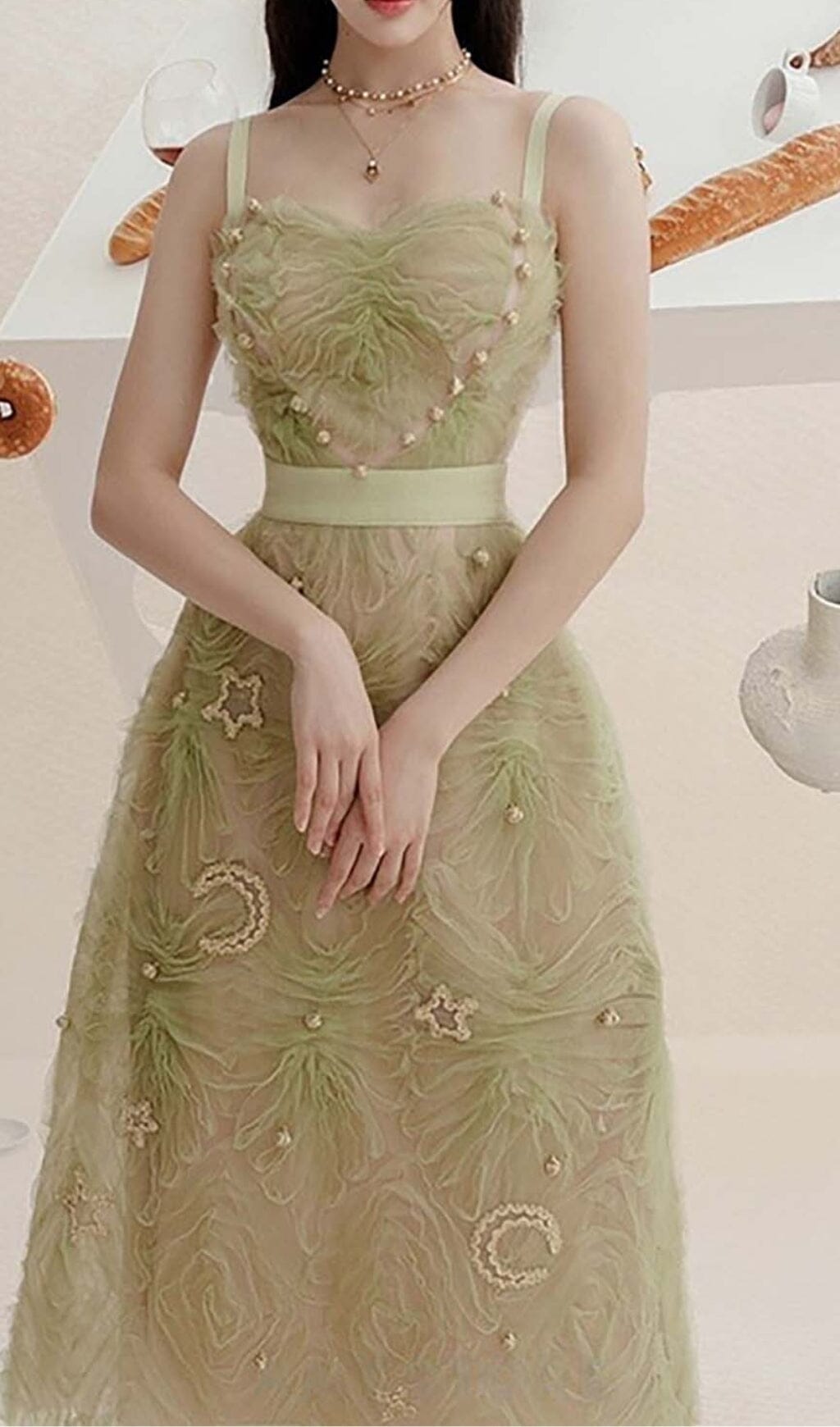 スパゲッティストラップメッシュミディドレス