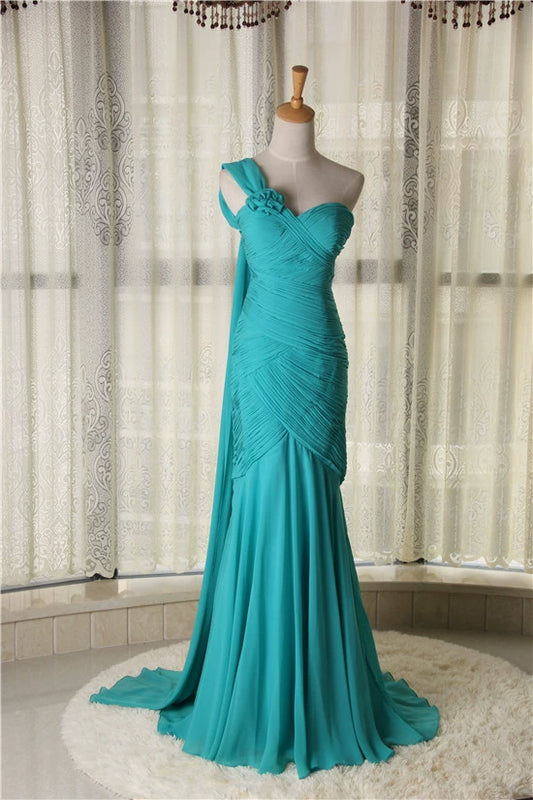 Green long fishtail evening dress