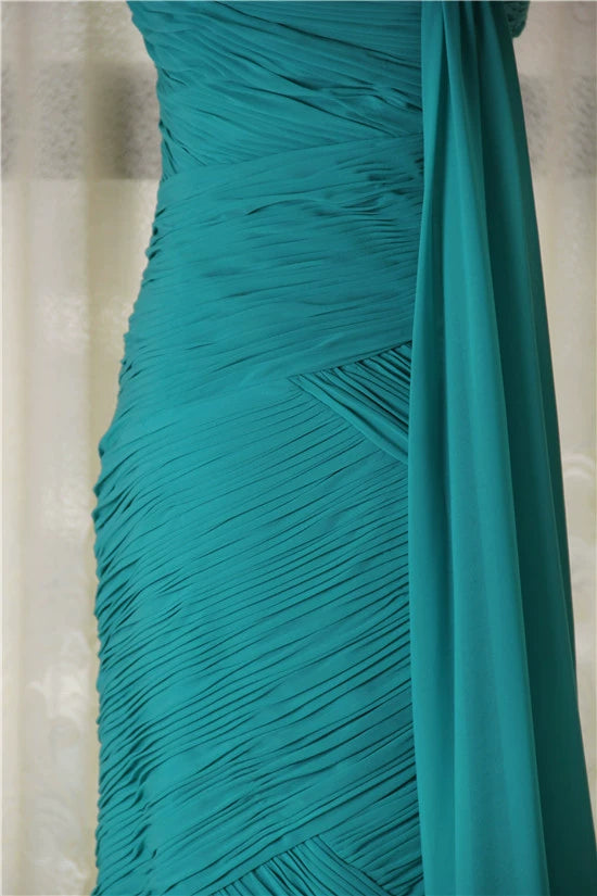 Green long fishtail evening dress