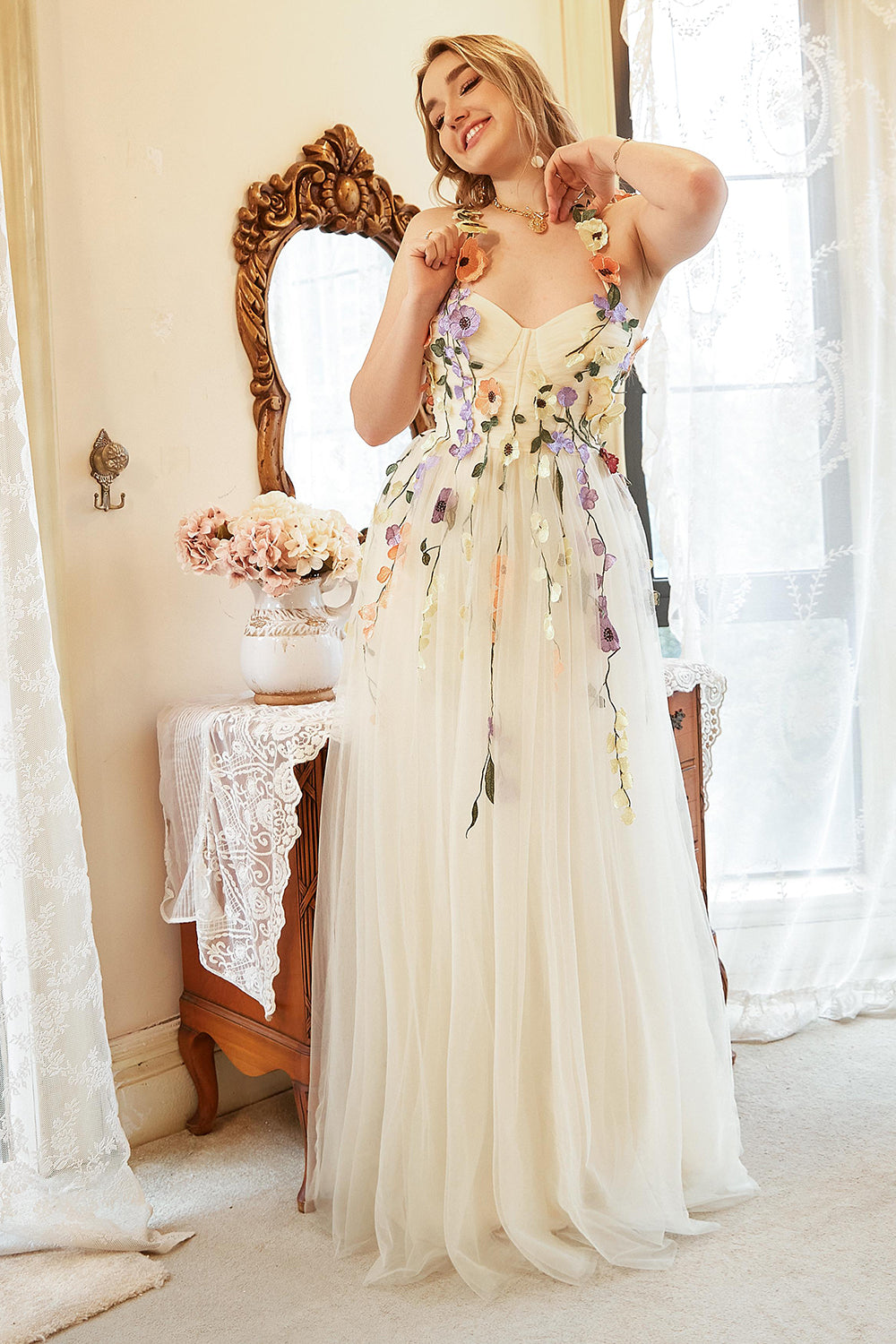 アップリケ付きエレガントなAラインシャンパンプラスサイズプロムドレス