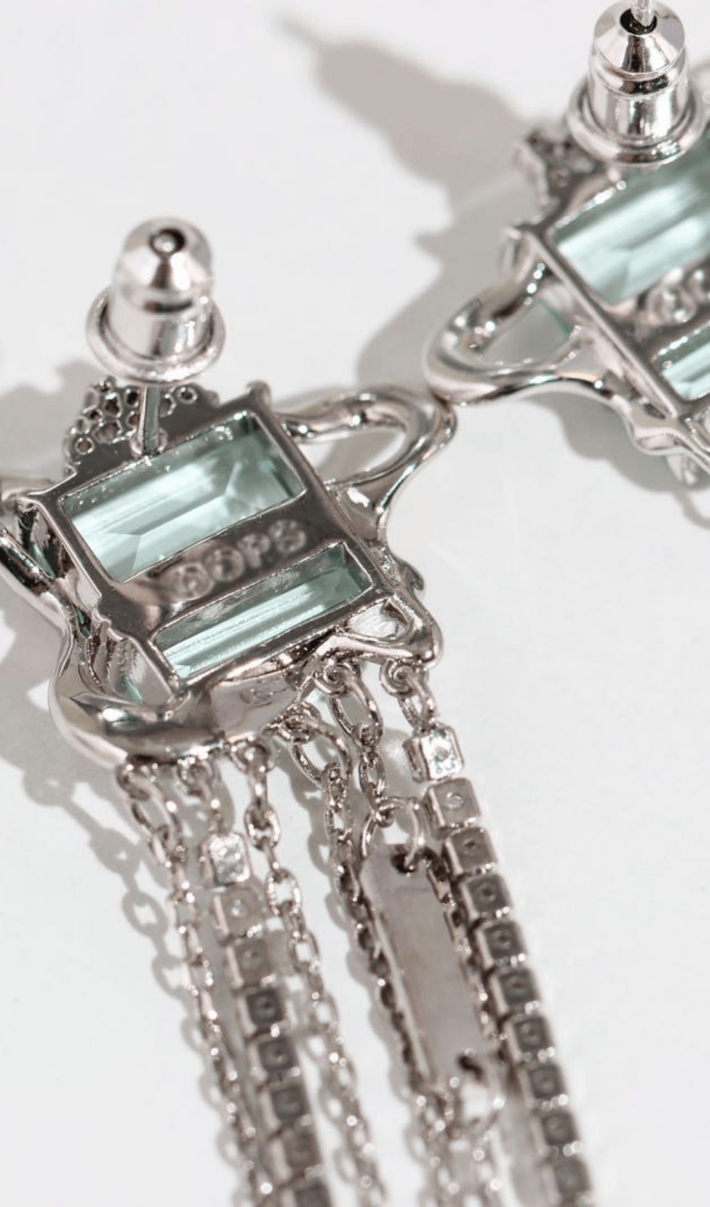 ジルコンタッセルイヤリング