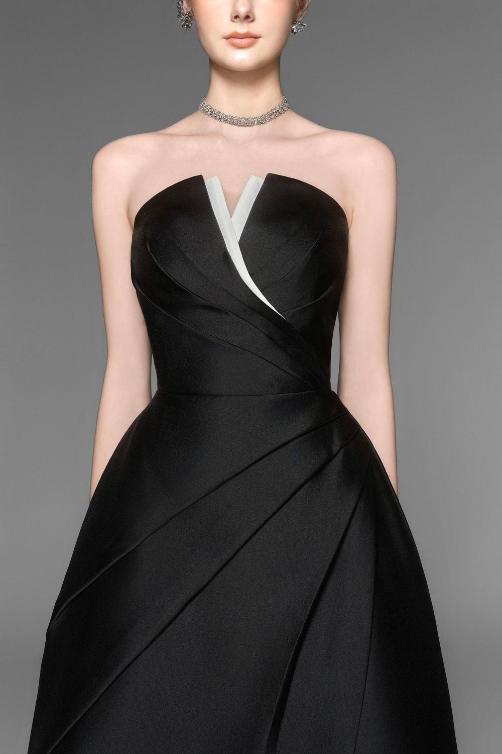 Abito midi in taffetà con pieghe sul petto senza spalline Almira