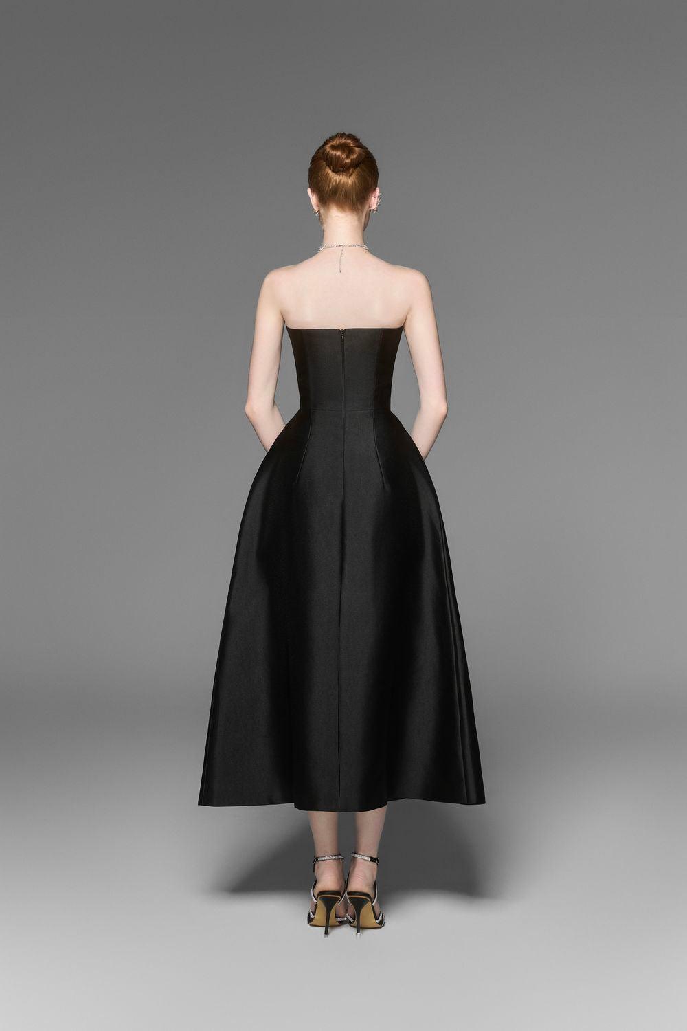 Abito midi in taffetà con pieghe sul petto senza spalline Almira