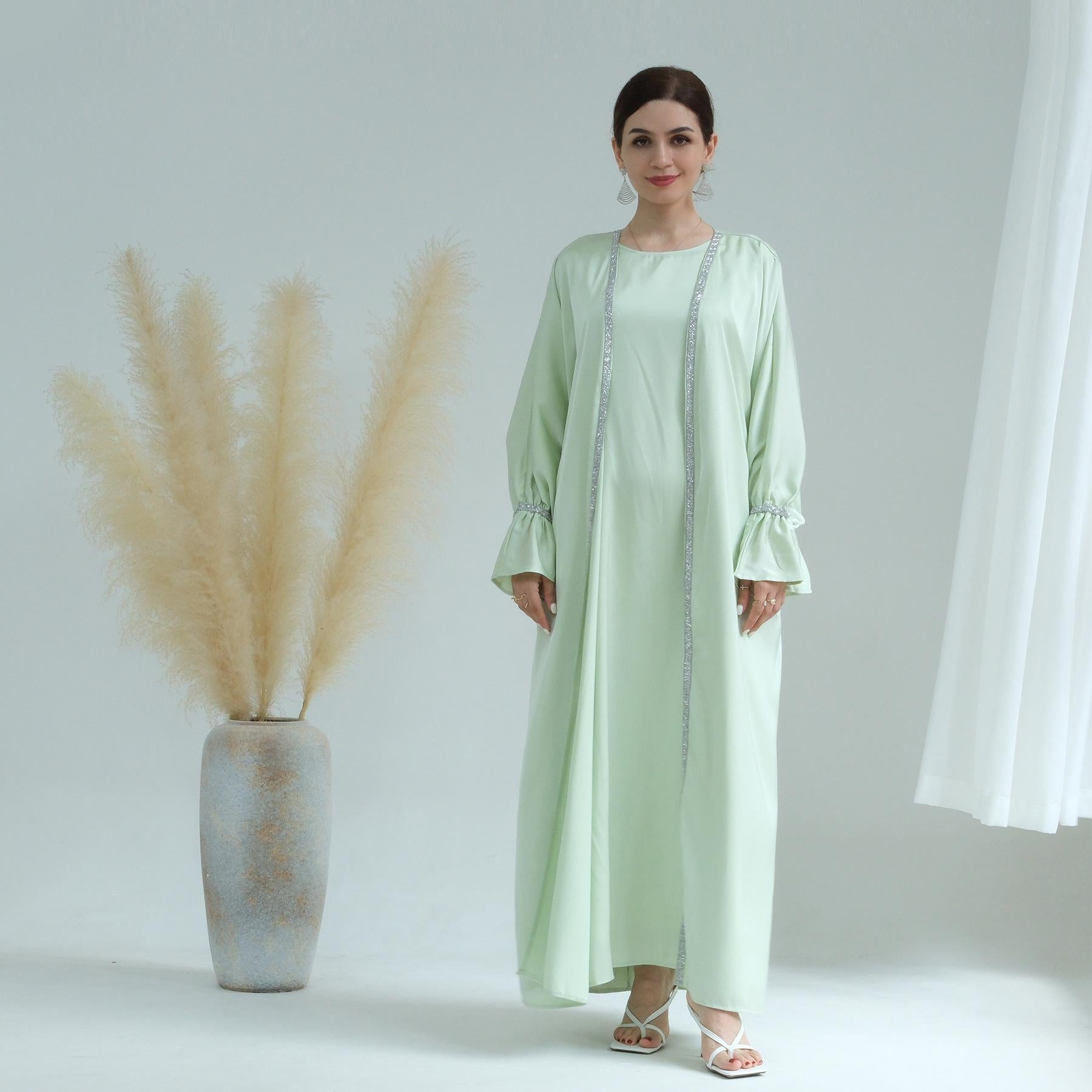 Beaded Trumpet Sleeve Robe and Sleeveless Skirt with Inside Two-piece Suit