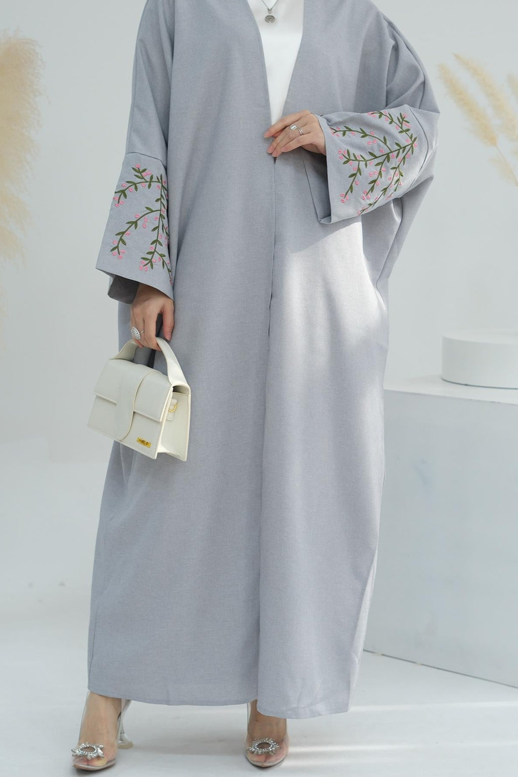 Flower Embroidery Elegant Cardigan Robe