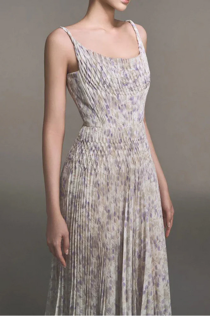 lillian floral print pleated maxi dress in pale purple
