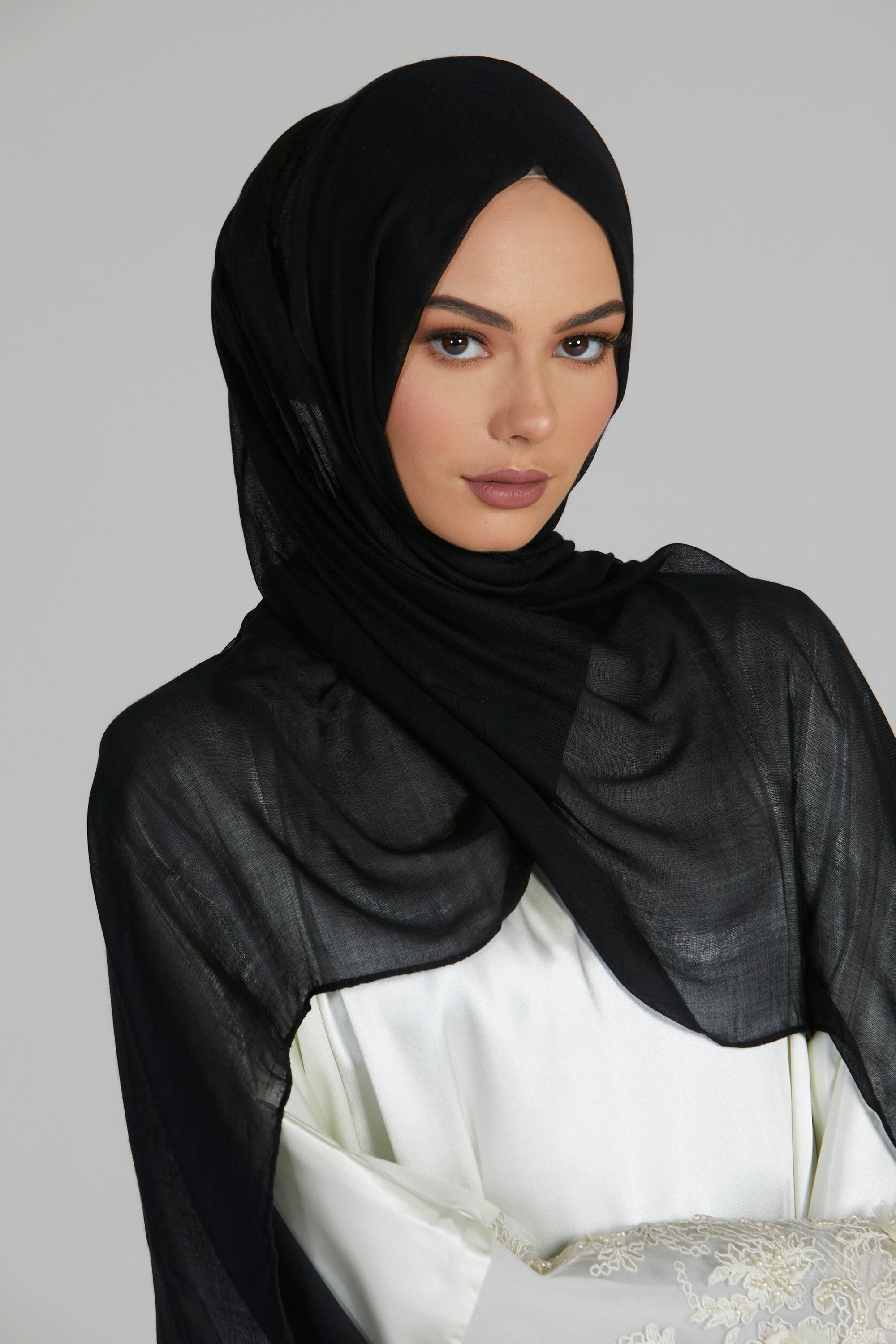 Premium Modal Matt Hijab - Black