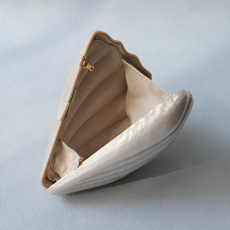 Shell | Pearl Bridal Clutch